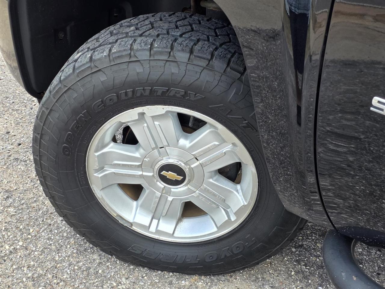 Chevrolet Silverado 1500 LTZ Crew Cab 4WD 2013