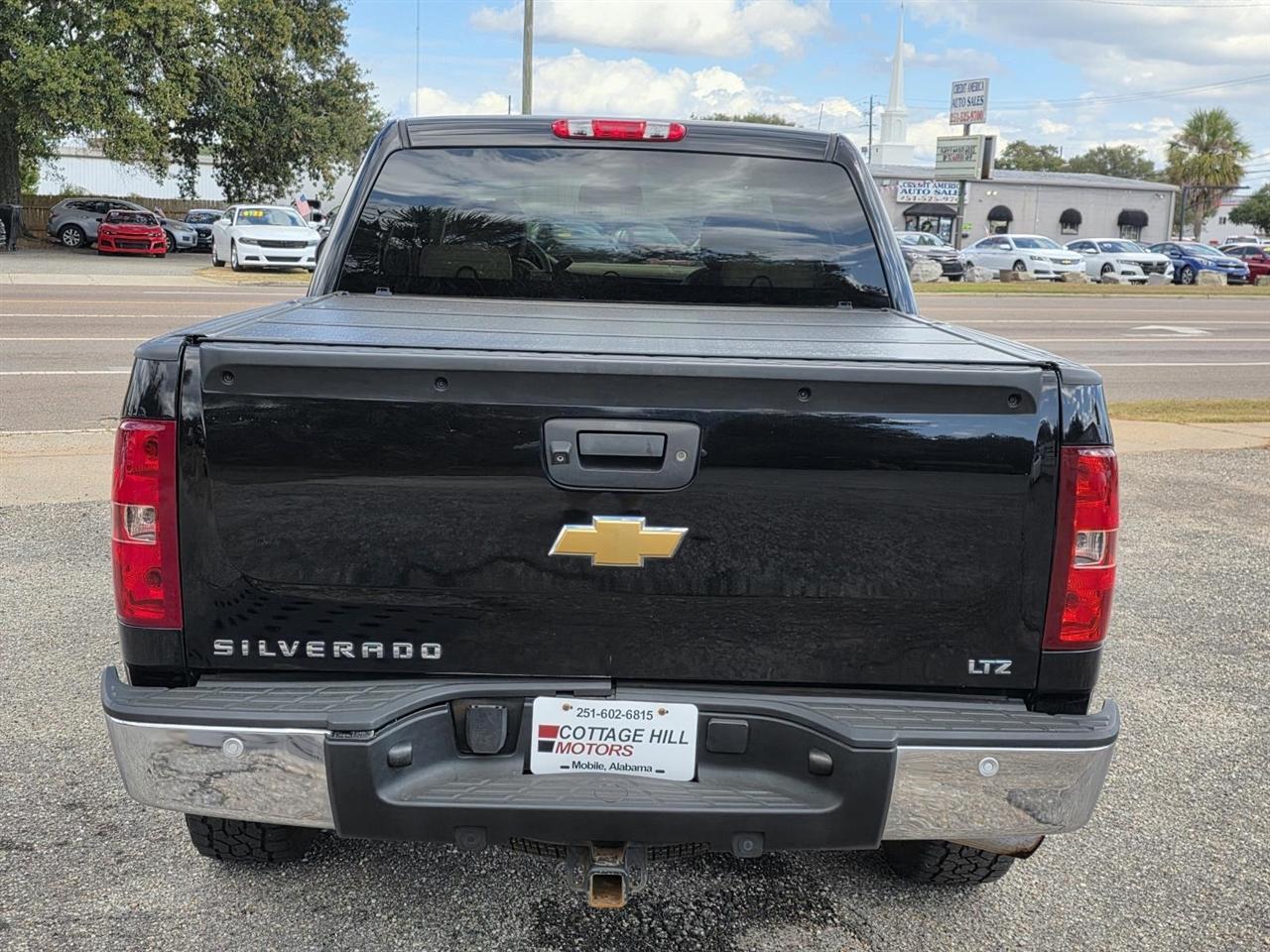 Chevrolet Silverado 1500 LTZ Crew Cab 4WD 2013
