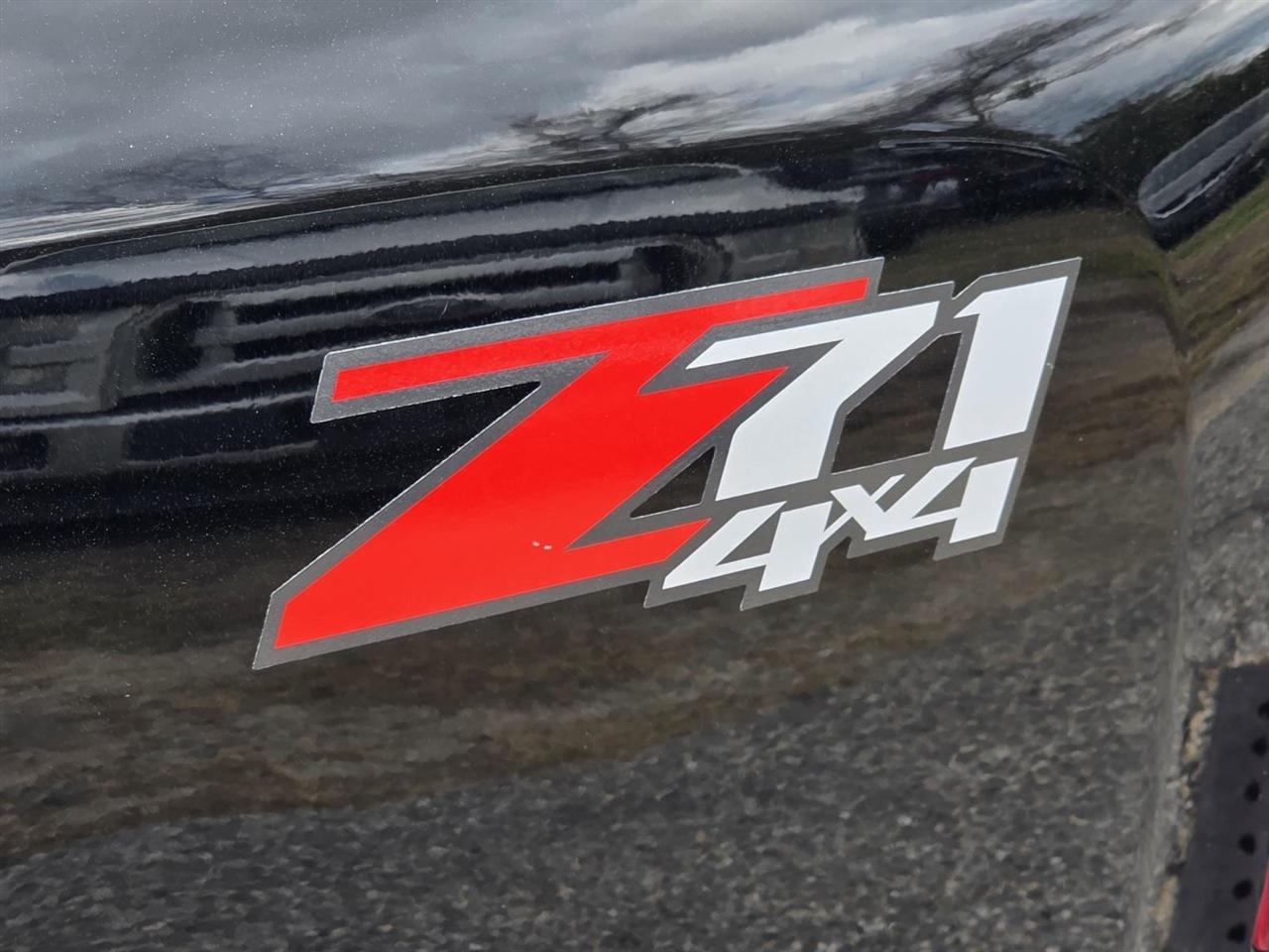 Chevrolet Silverado 1500 LTZ Crew Cab 4WD 2013