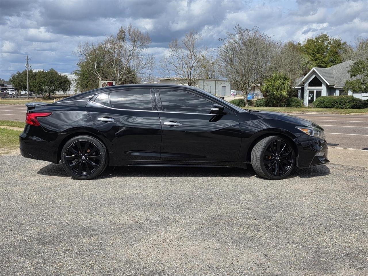 Nissan Maxima 3.5 SR 2017