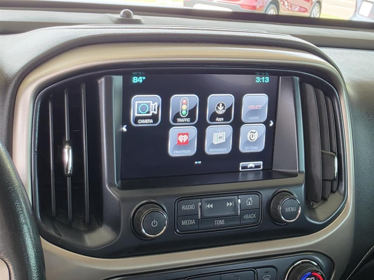 GMC Canyon Denali Crew Cab 4WD Long Box 2018
