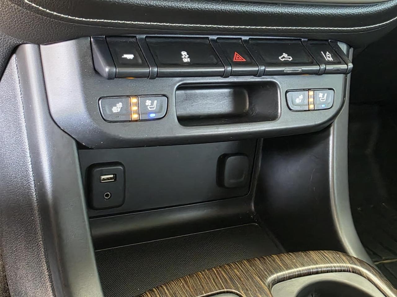 GMC Canyon Denali Crew Cab 4WD Long Box 2018