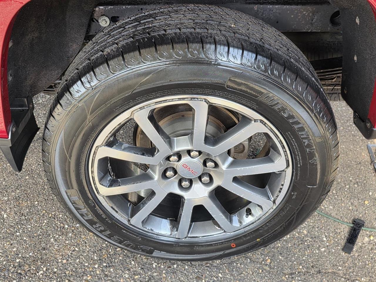 GMC Canyon Denali Crew Cab 4WD Long Box 2018