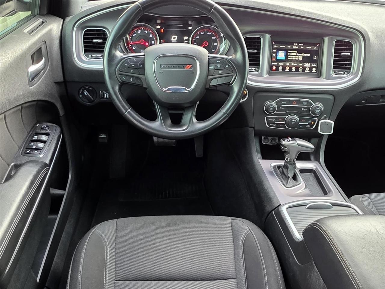 Dodge Charger SXT 2019