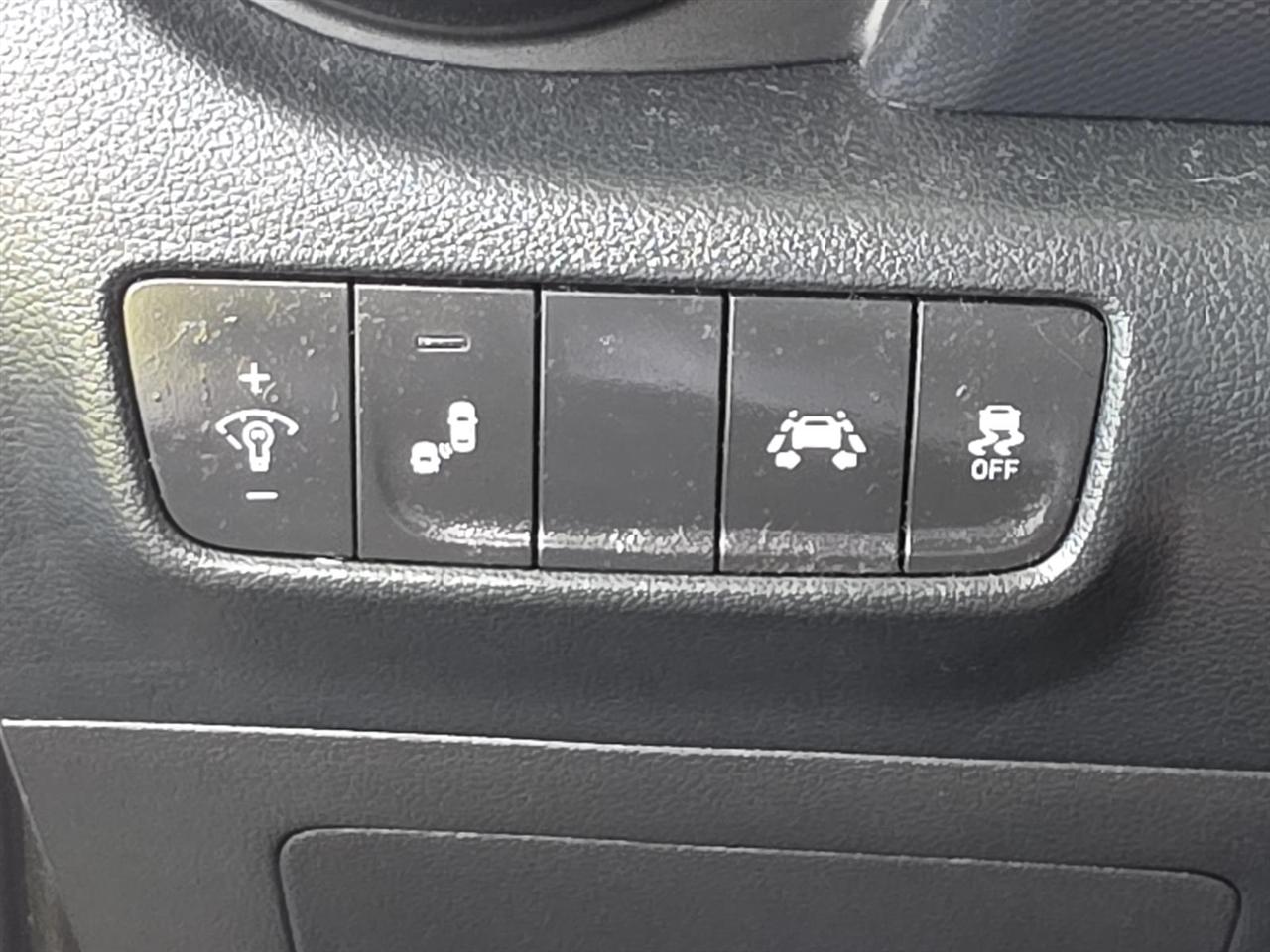 Hyundai Kona Limited AWD 2021