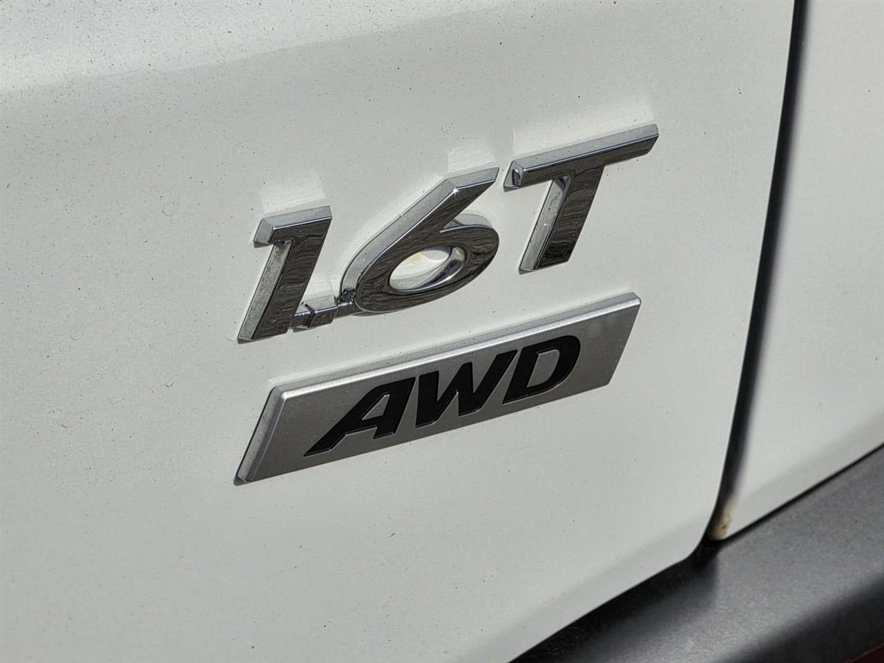 Hyundai Kona Limited AWD 2021