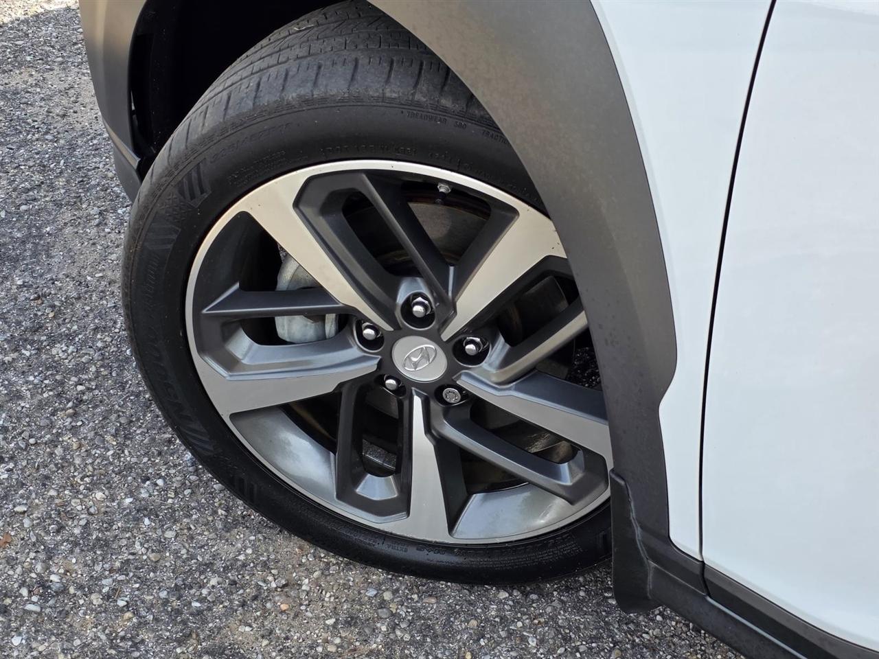 Hyundai Kona Limited AWD 2021