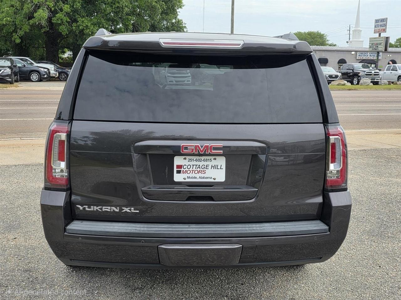 GMC Yukon XL SLT 2WD 2016