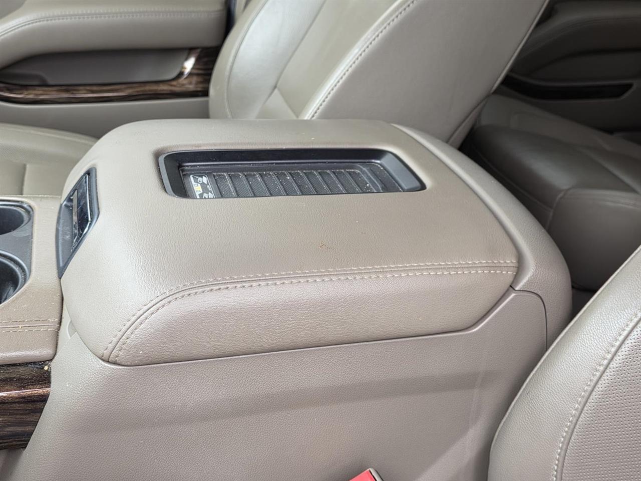 GMC Yukon XL SLT 2WD 2016