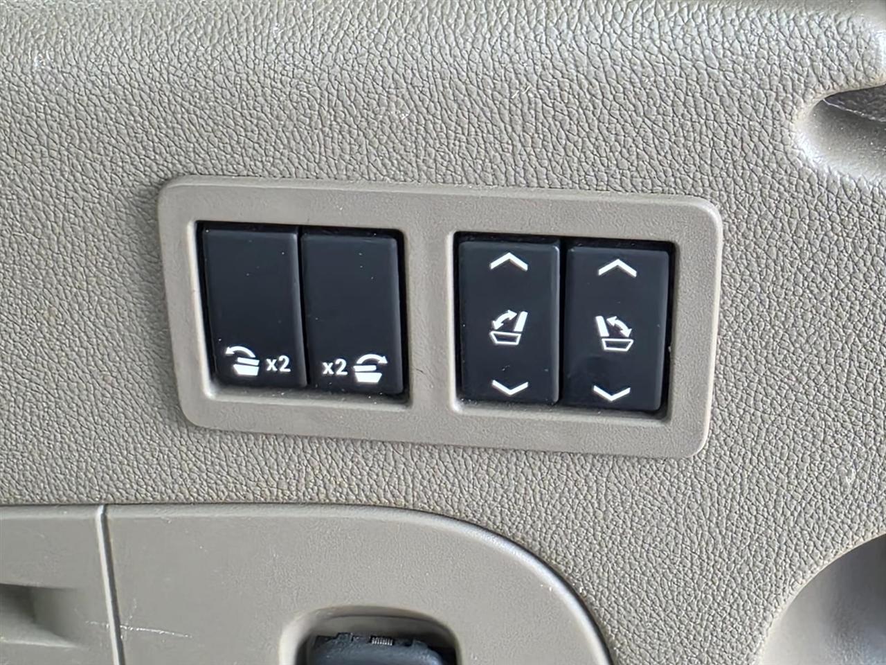 GMC Yukon XL SLT 2WD 2016