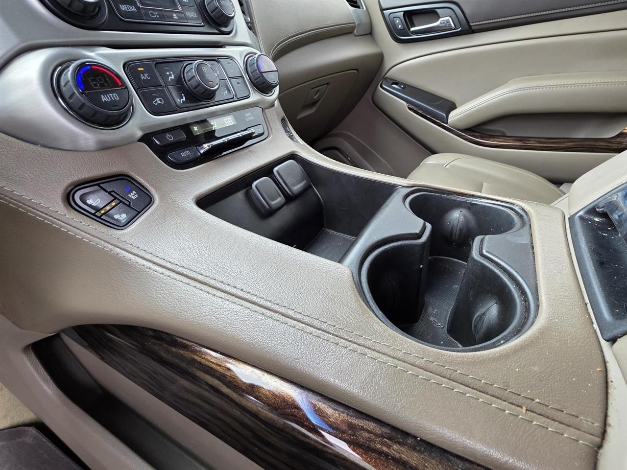 GMC Yukon XL SLT 2WD 2016