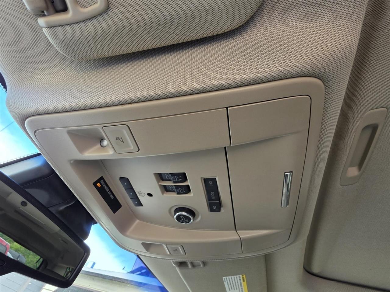 GMC Yukon XL SLT 2WD 2016