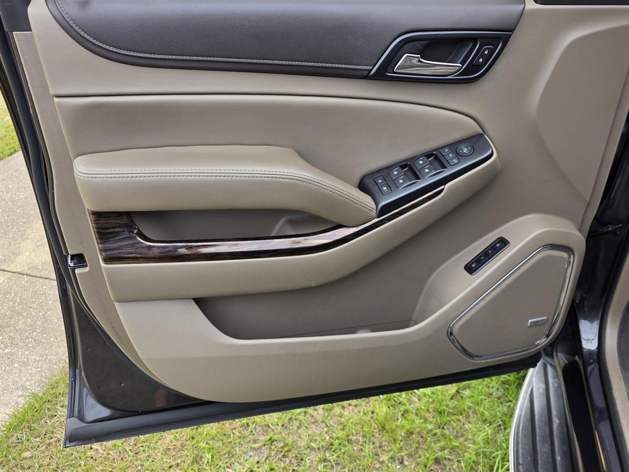 GMC Yukon XL SLT 2WD 2016