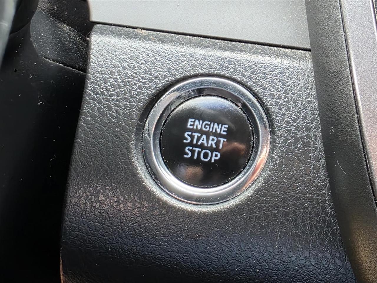 Toyota Camry SE 2019