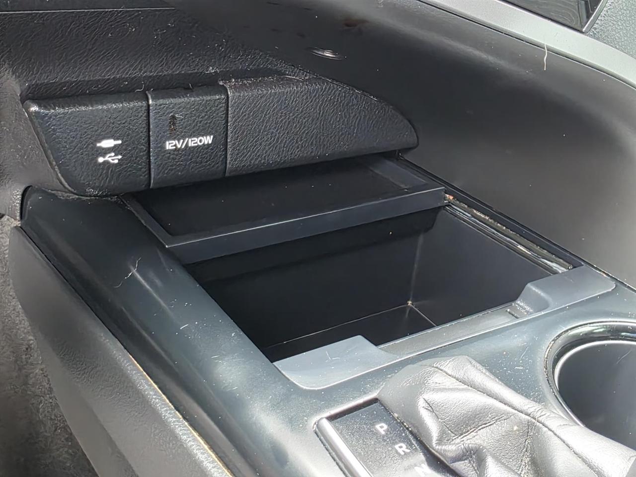 Toyota Camry SE 2019