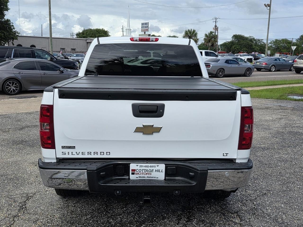 Chevrolet Silverado 1500 LT Crew Cab 2WD 2011