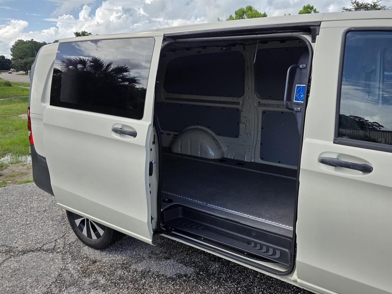 Mercedes-Benz Metris 135 WB Cargo 2022