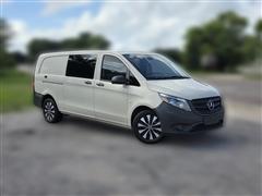 2022 Mercedes-Benz Metris 
