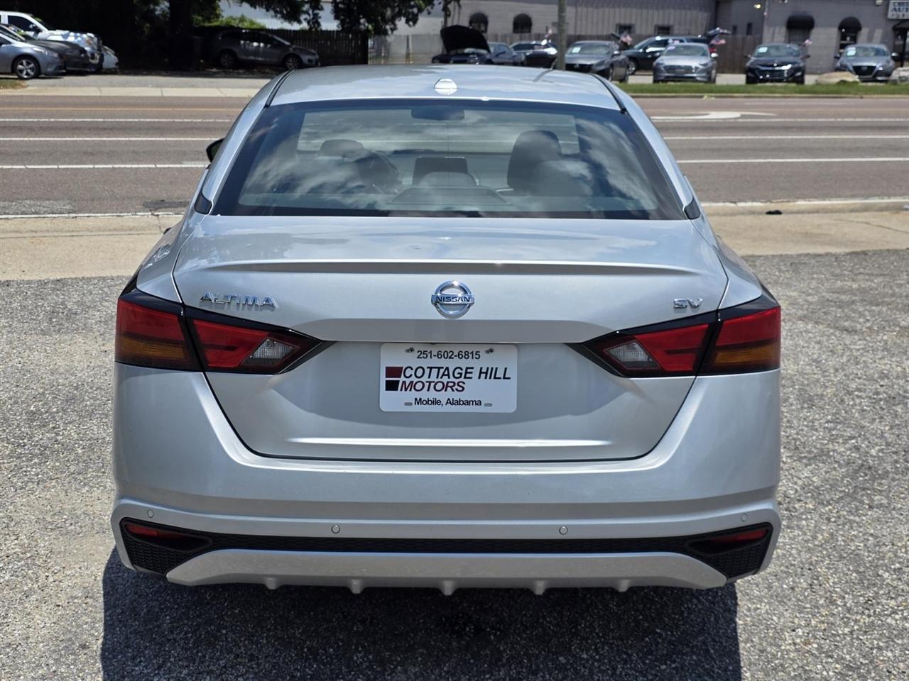 Nissan Altima 2.5 SV 2022