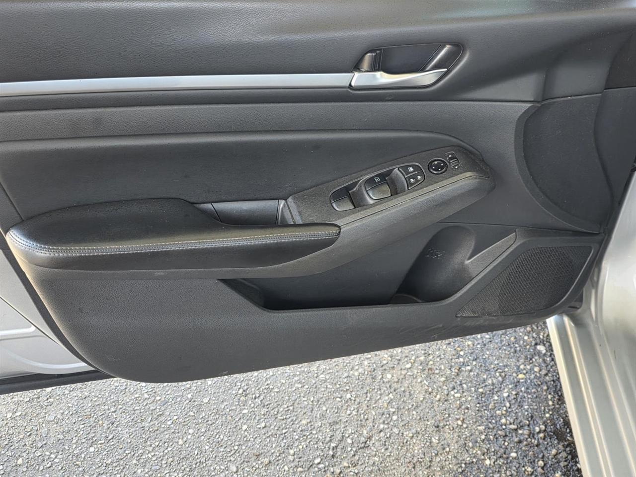 Nissan Altima 2.5 SV 2022