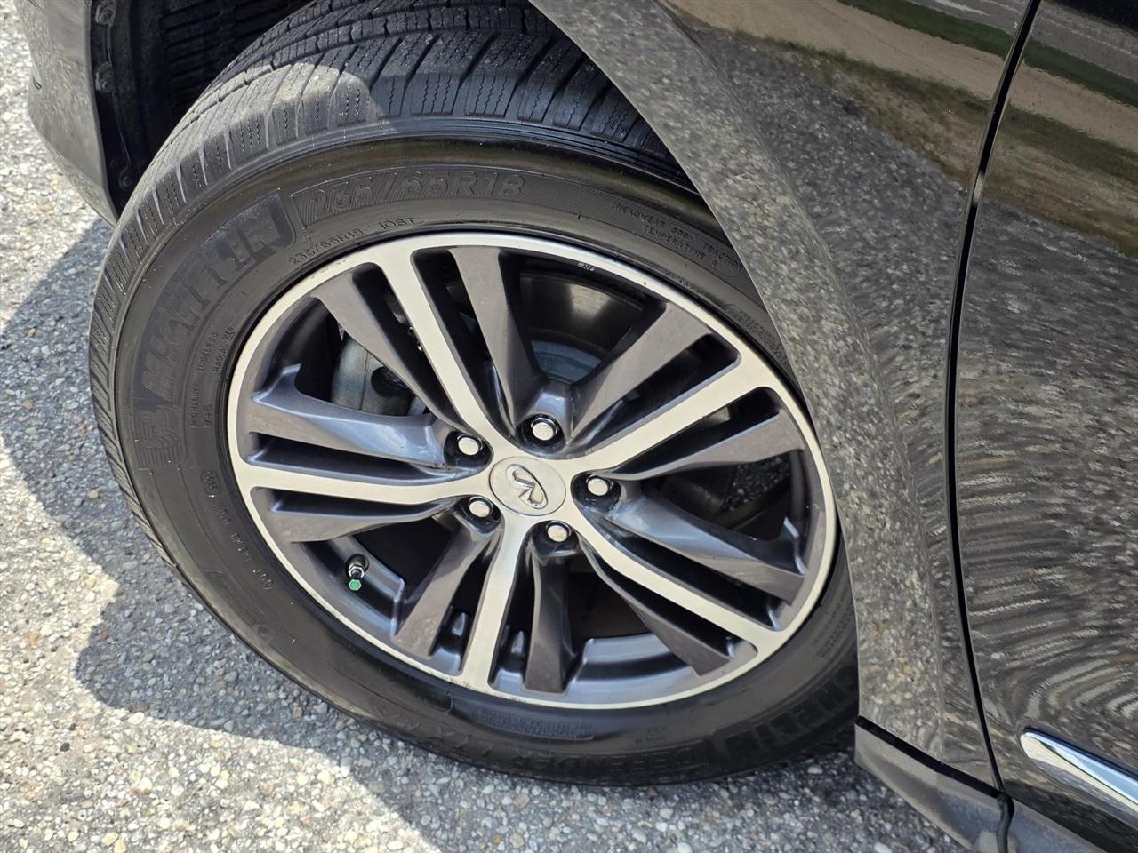 Infiniti QX60 Base FWD 2018