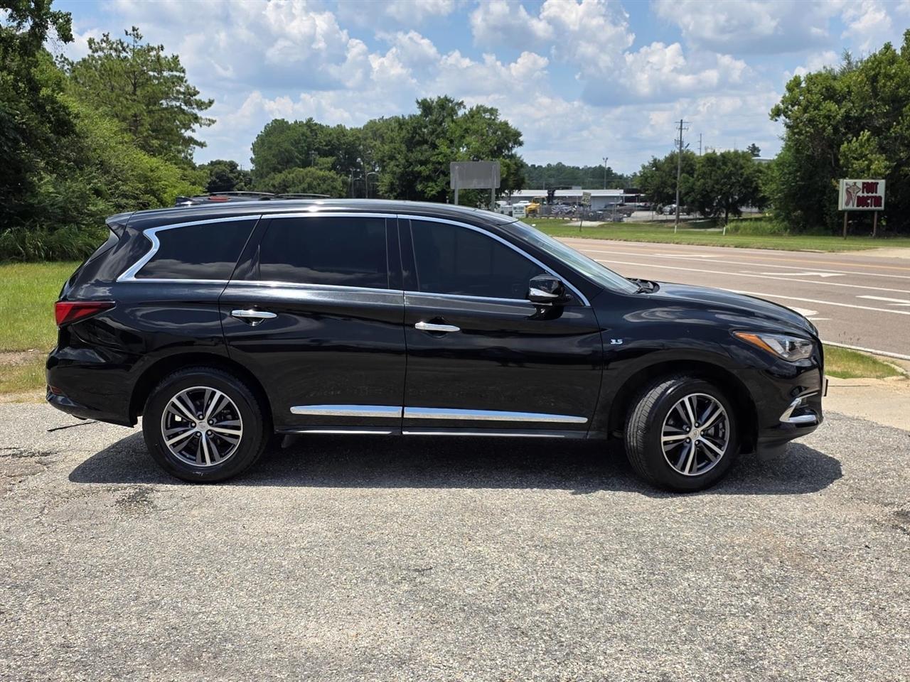 Infiniti QX60 Base FWD 2018