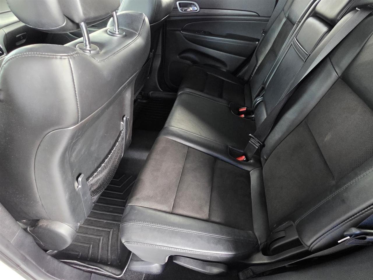 Jeep Grand Cherokee Laredo X 2WD 2021