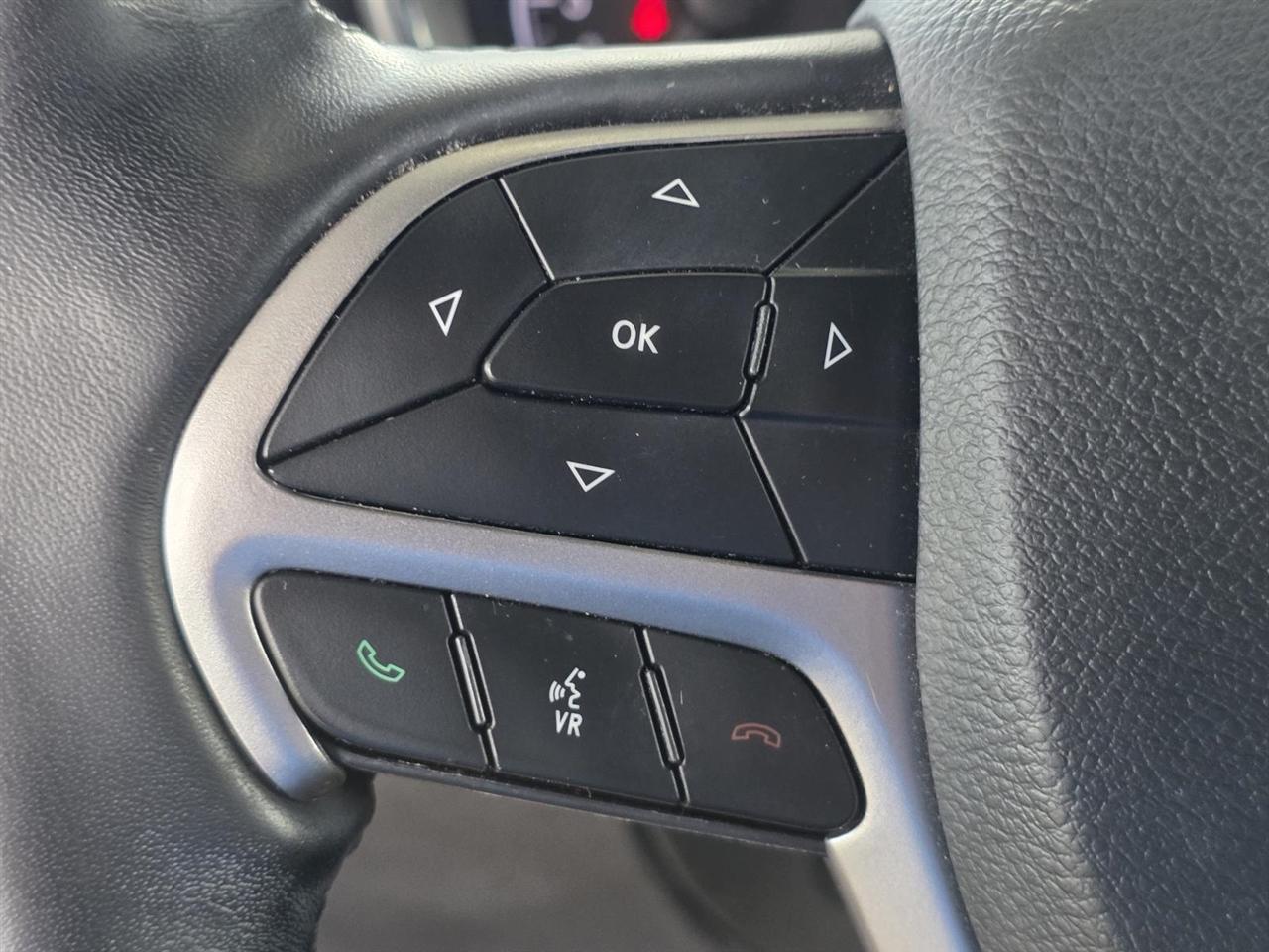 Jeep Grand Cherokee Laredo X 2WD 2021
