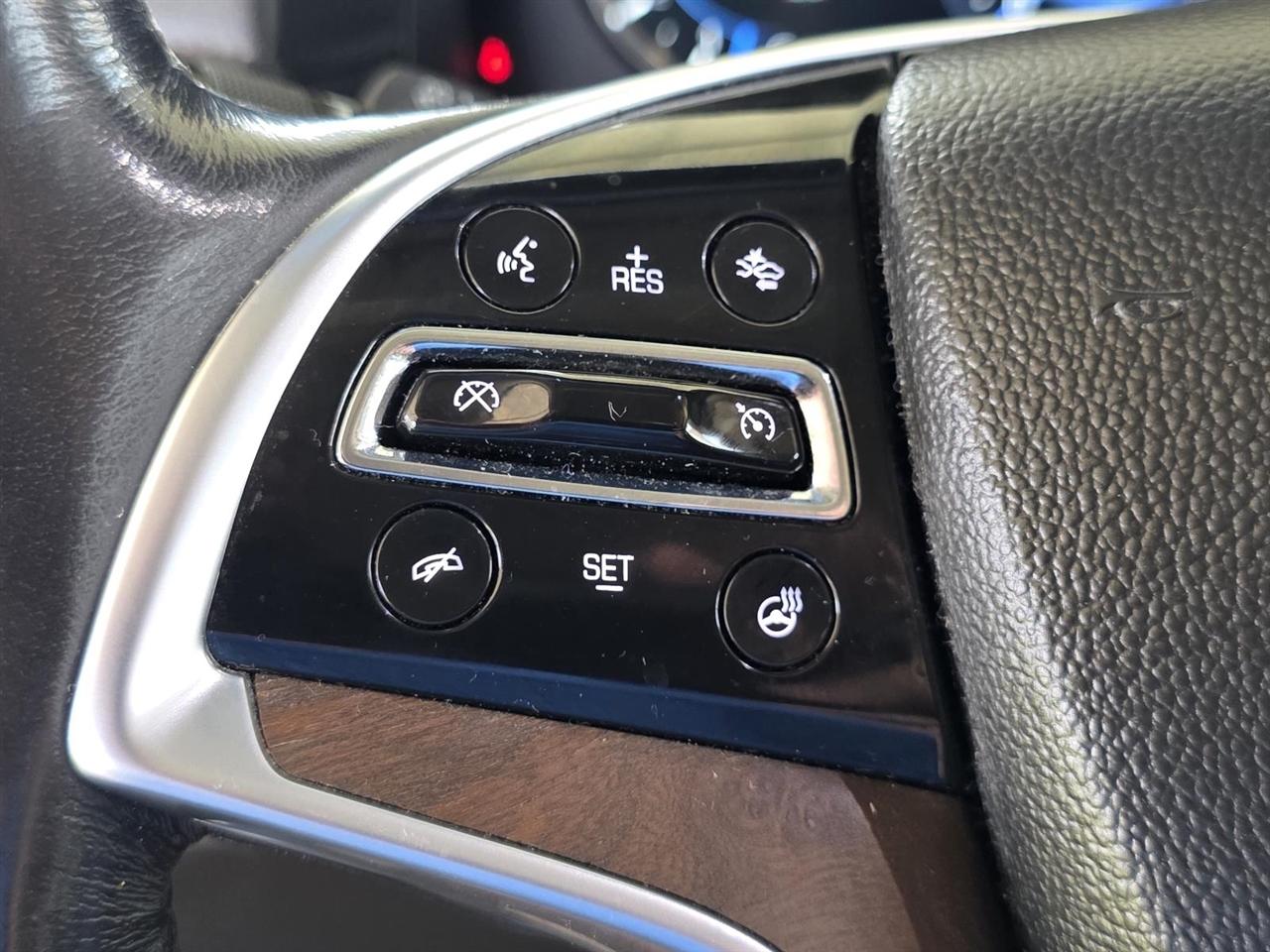 Cadillac Escalade Premium 4WD 2018