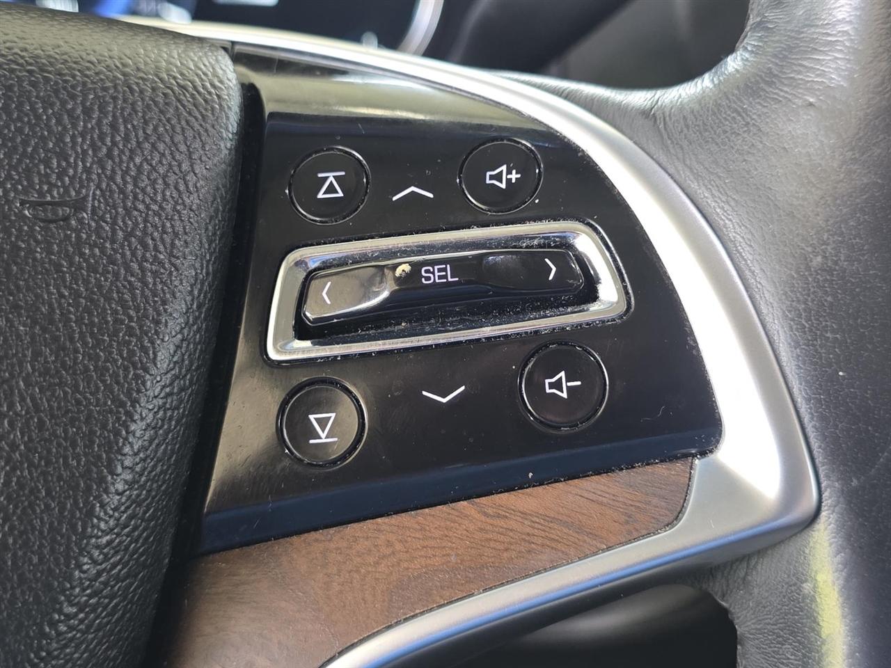 Cadillac Escalade Premium 4WD 2018