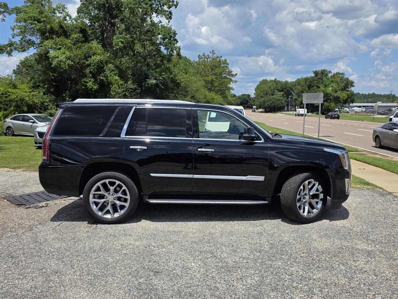 Cadillac Escalade Premium 4WD 2018
