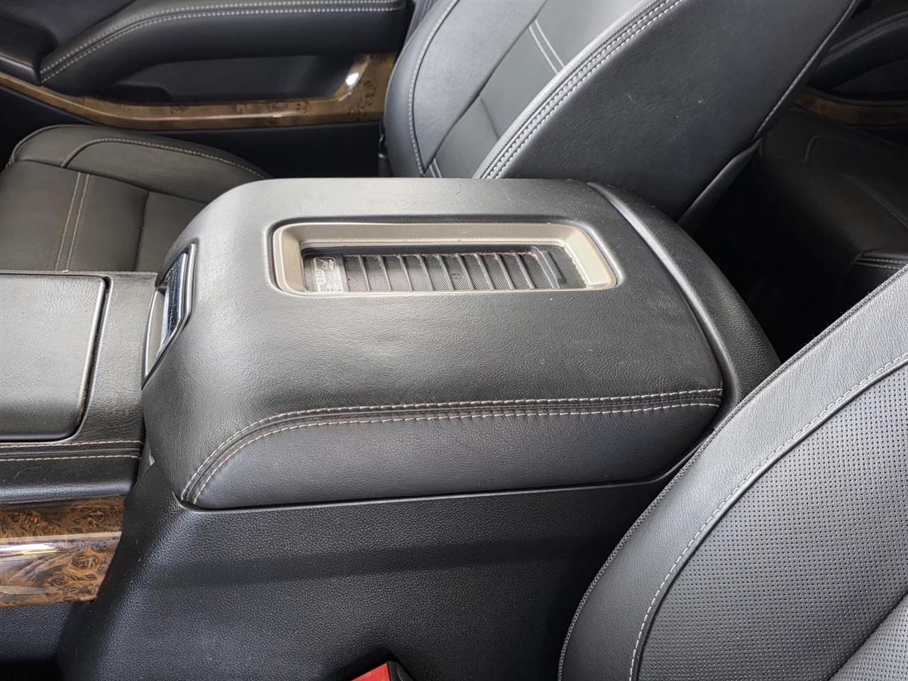 GMC Yukon Denali 4WD 2016