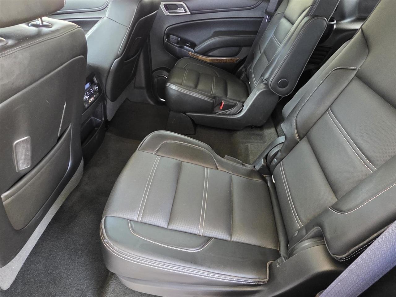GMC Yukon Denali 4WD 2016