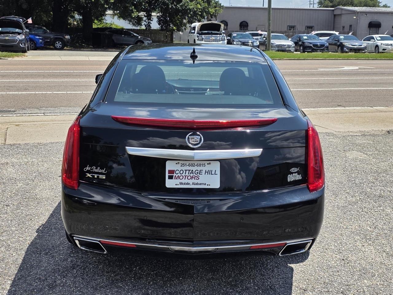 Cadillac XTS Premium 2013