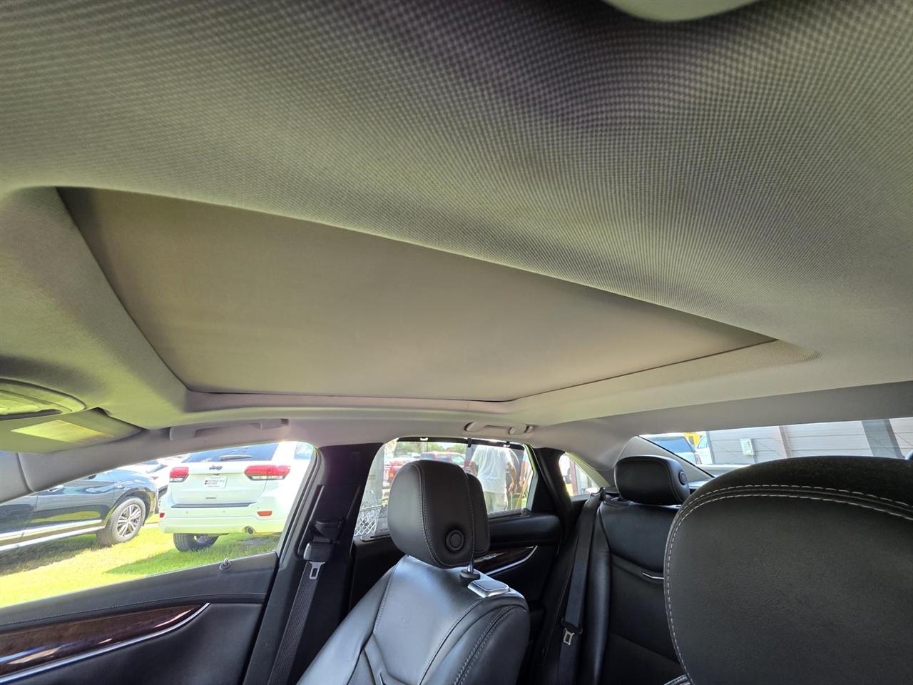 Cadillac XTS Premium 2013