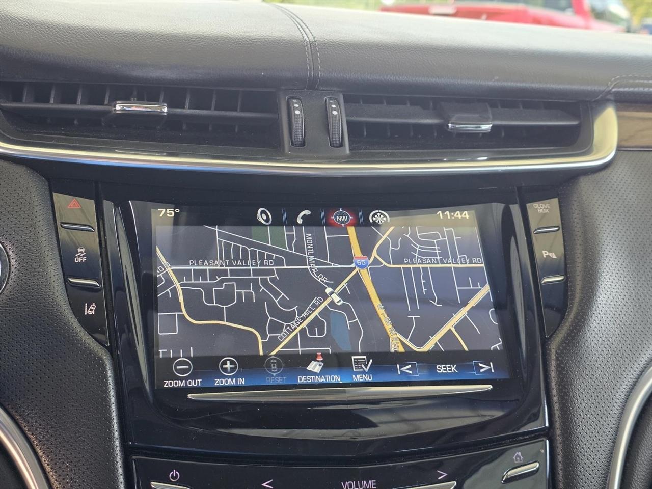 Cadillac XTS Premium 2013