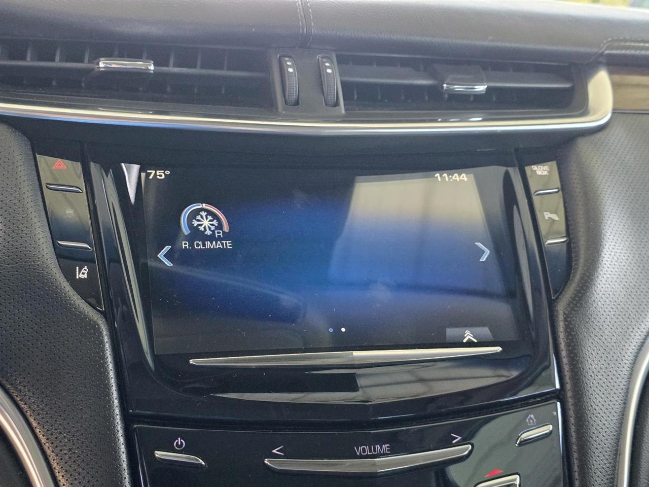 Cadillac XTS Premium 2013