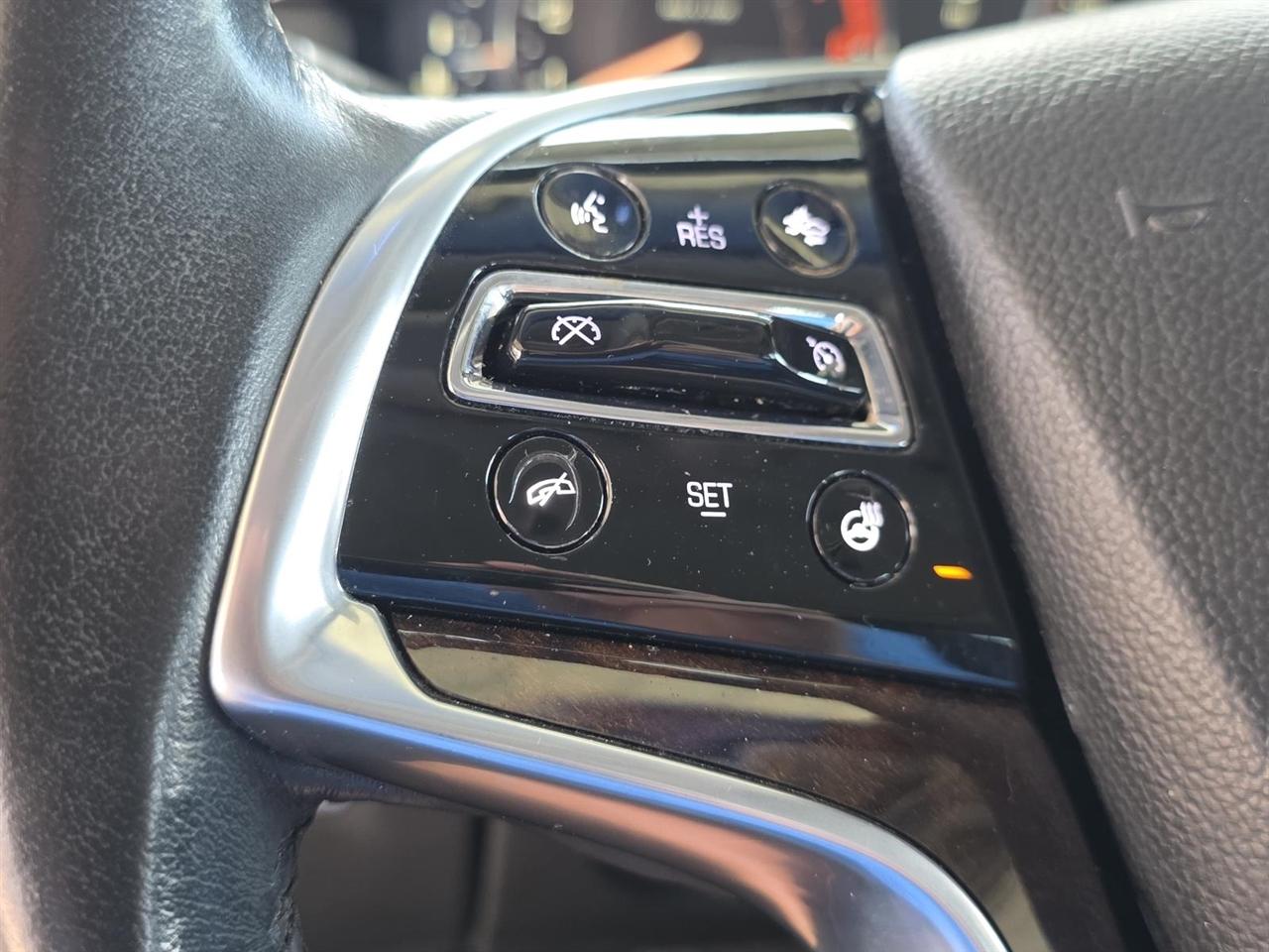 Cadillac XTS Premium 2013