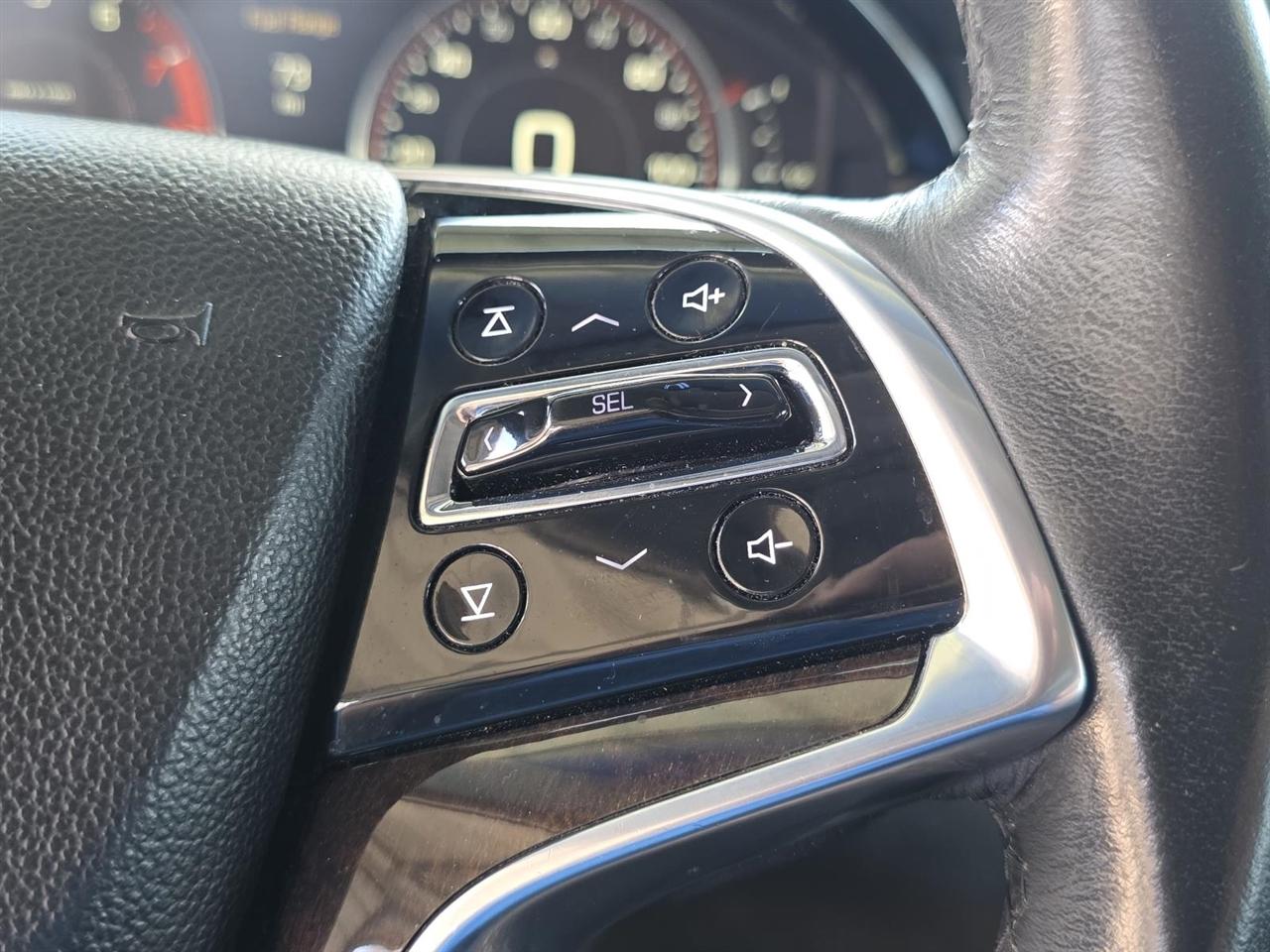 Cadillac XTS Premium 2013