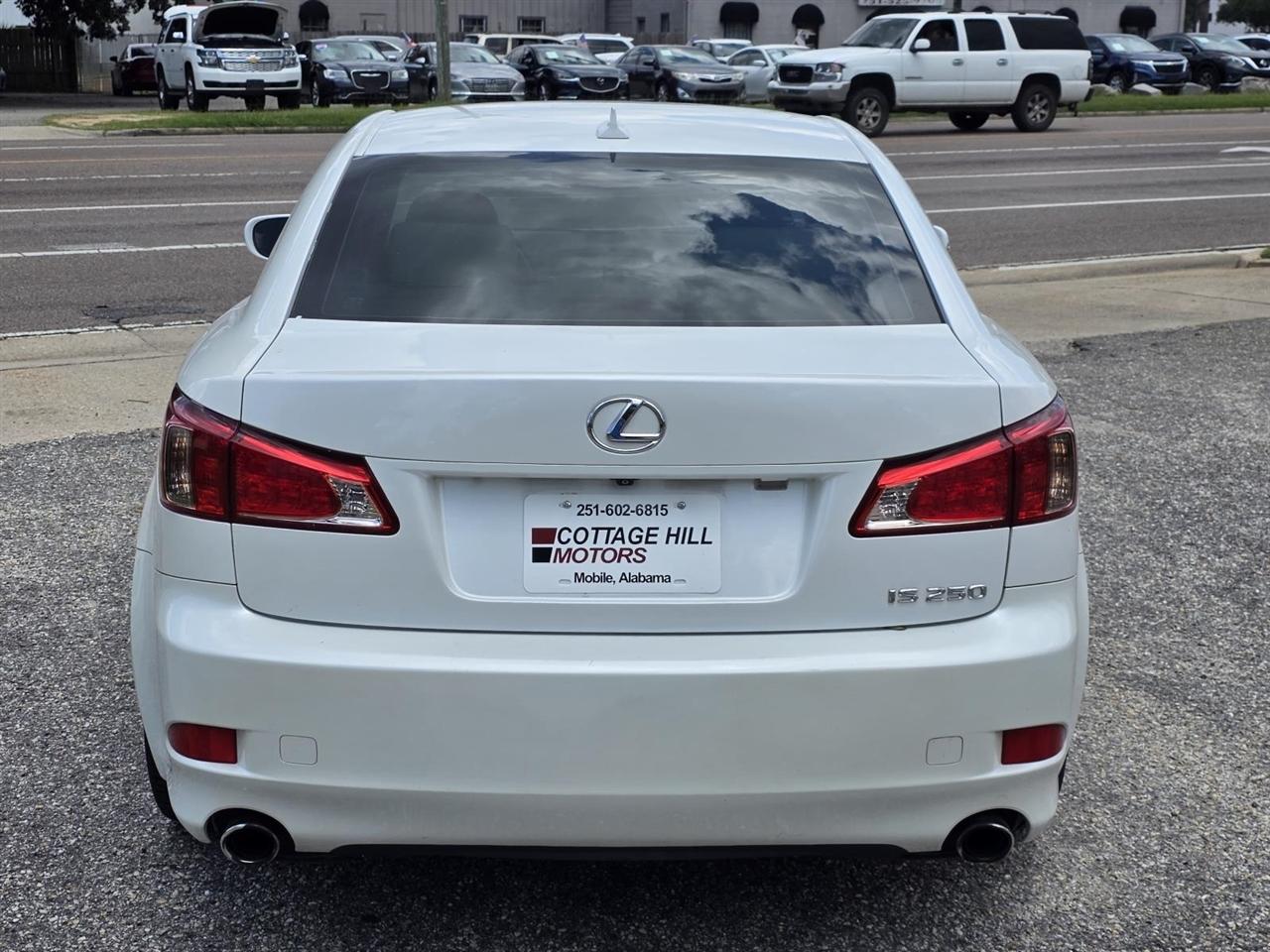 Lexus IS 250 RWD 2013