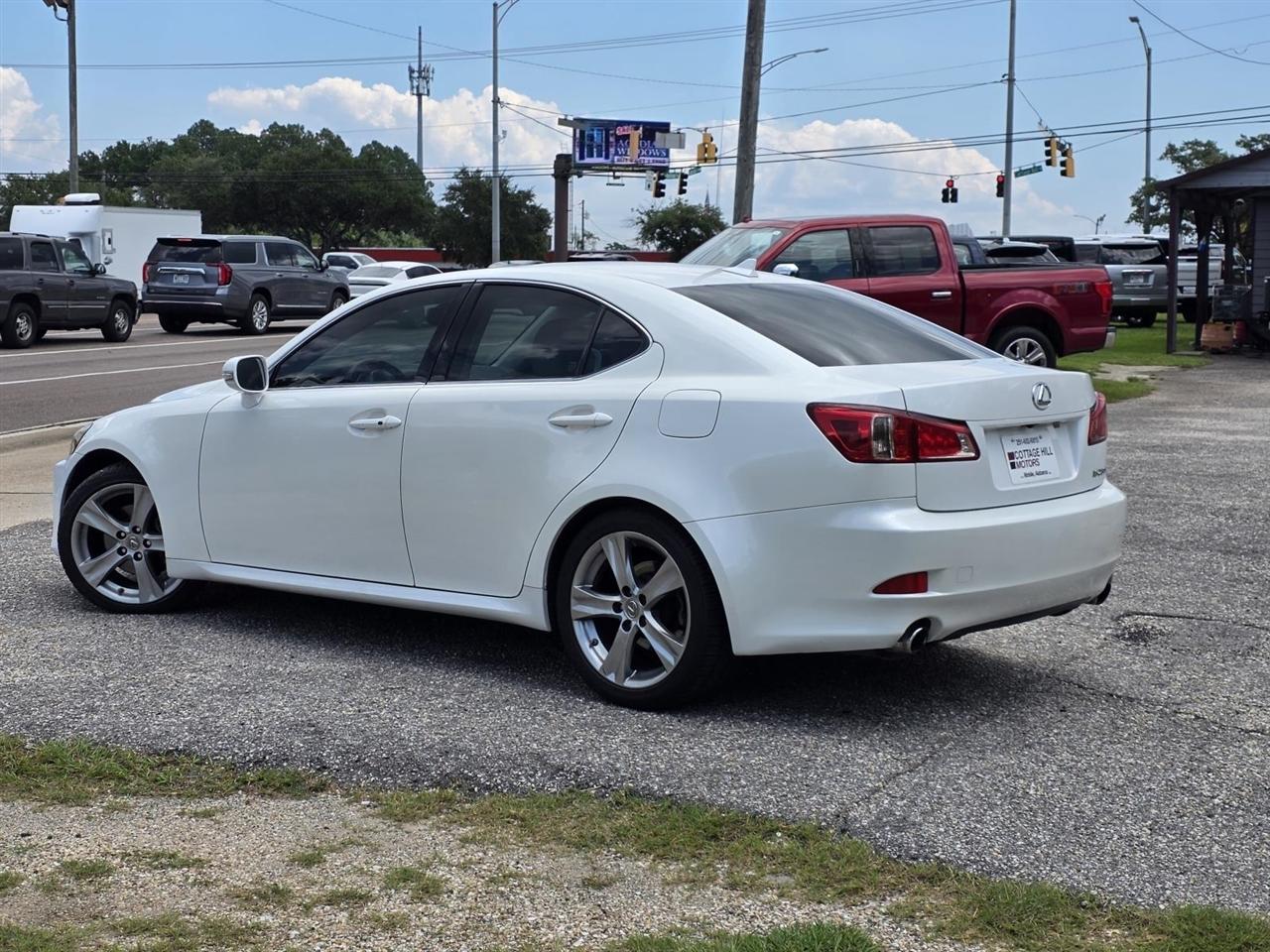 Lexus IS 250 RWD 2013