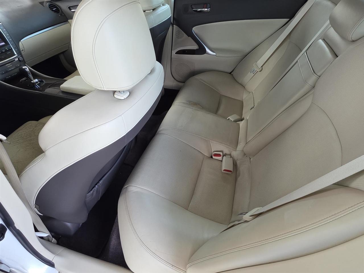 Lexus IS 250 RWD 2013