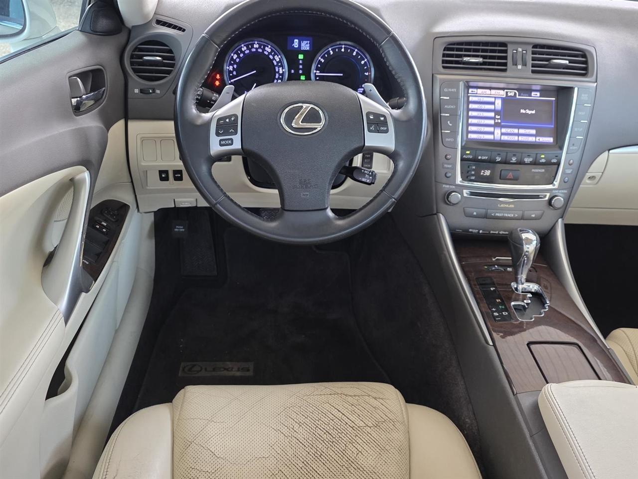 Lexus IS 250 RWD 2013