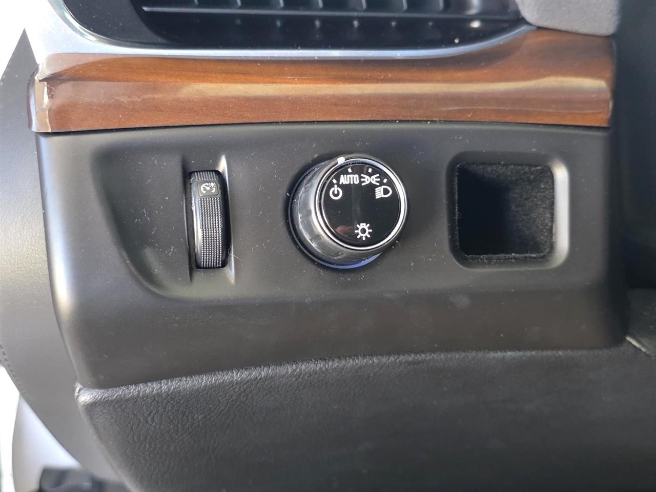 Cadillac Escalade Standard 2WD 2017