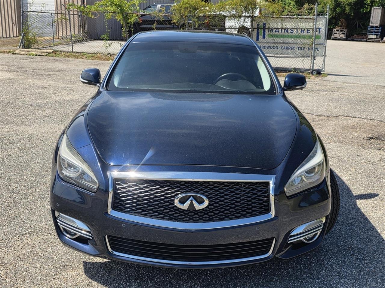 Infiniti Q70 L 3.7 2015
