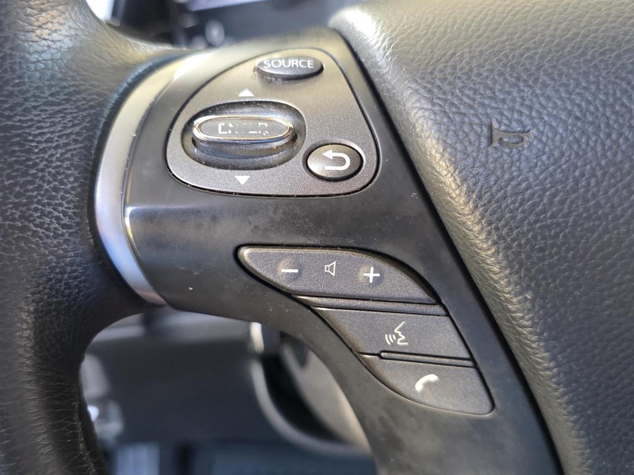 Infiniti Q70 L 3.7 2015