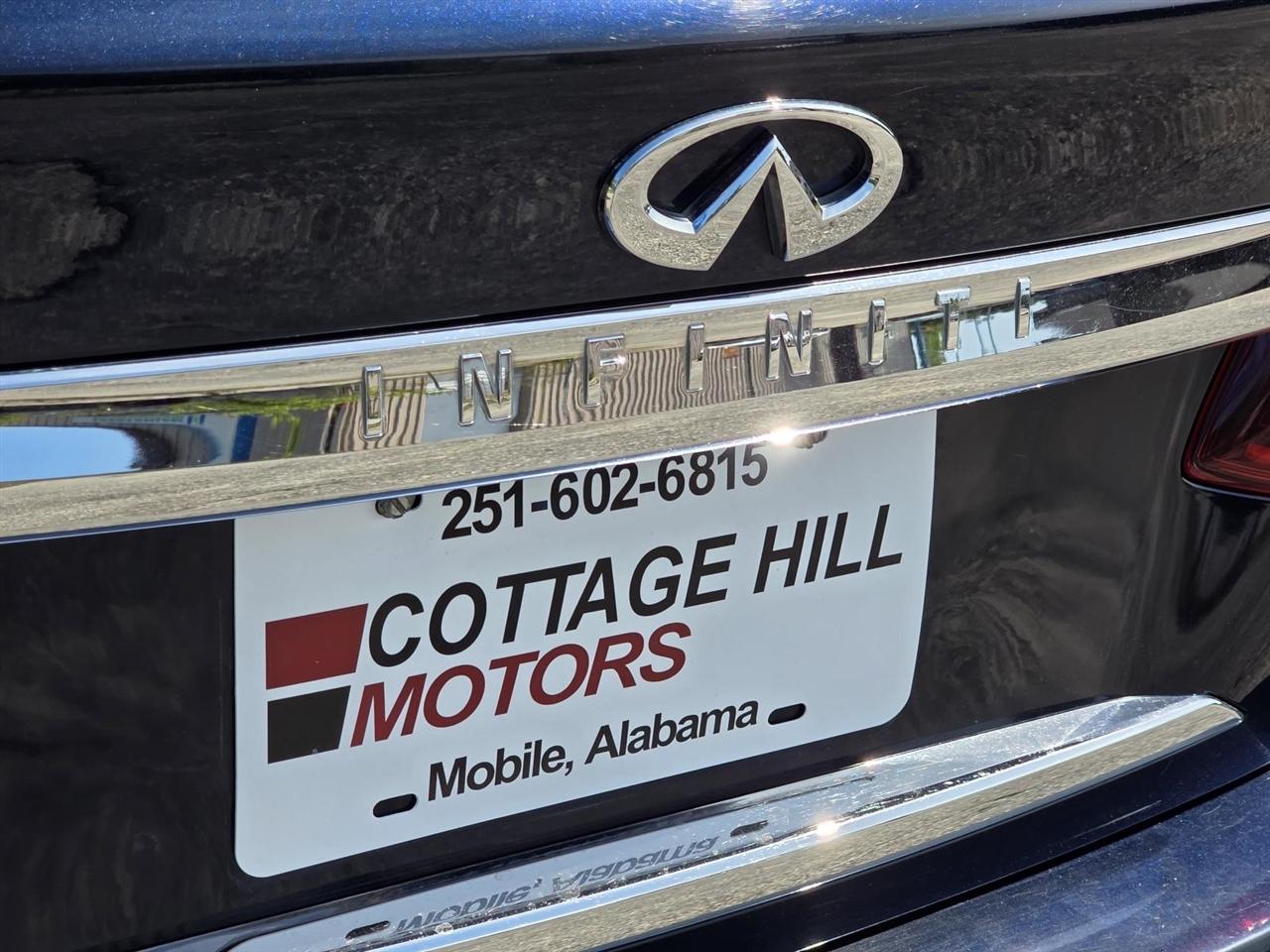 Infiniti Q70 L 3.7 2015