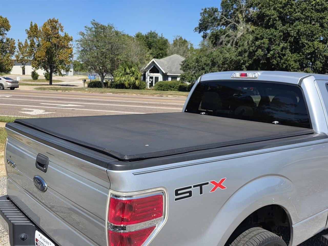 Ford F-150 XL SuperCab 8-ft. Bed 2WD 2013