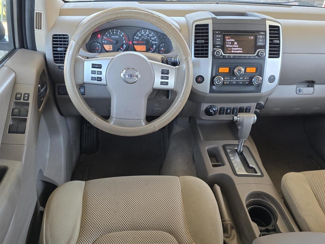 Nissan Frontier SL Crew Cab 5AT 4WD 2016