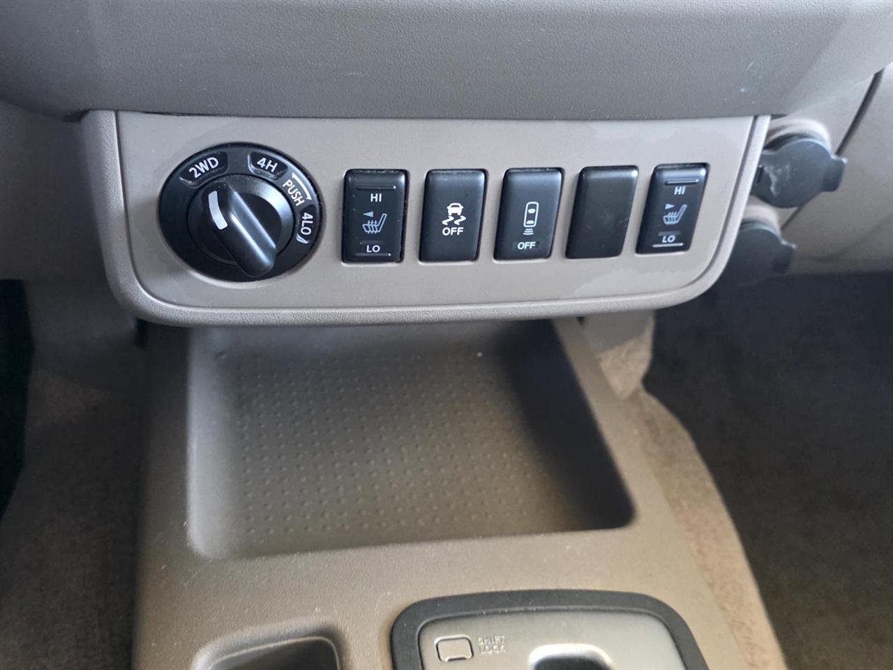 Nissan Frontier SL Crew Cab 5AT 4WD 2016